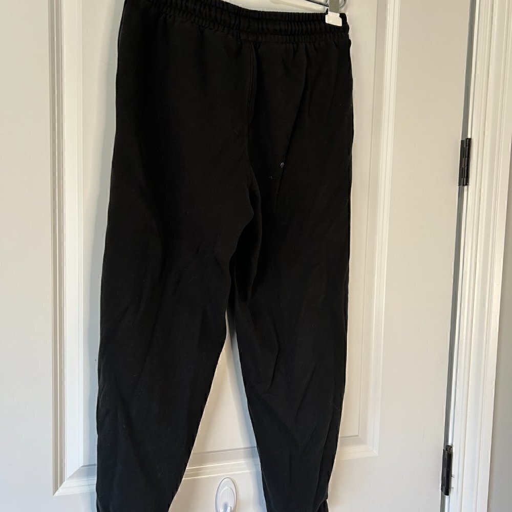 Women's Black Puma Sweatpants Size M EUC - Picture 2 of 2